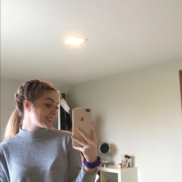 Meet your Posher, Amanda - Picture 1 of 1